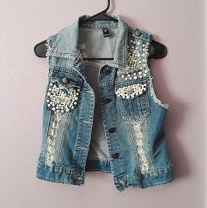 Jean jacket with pearls